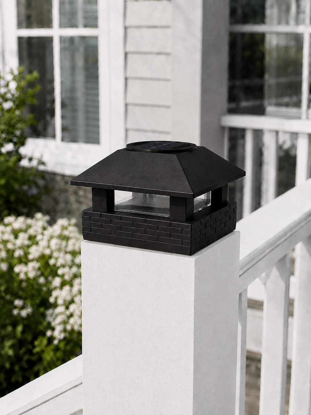 Deck Post Caps & Solar Lights – Black – Fits 4.5″ Posts