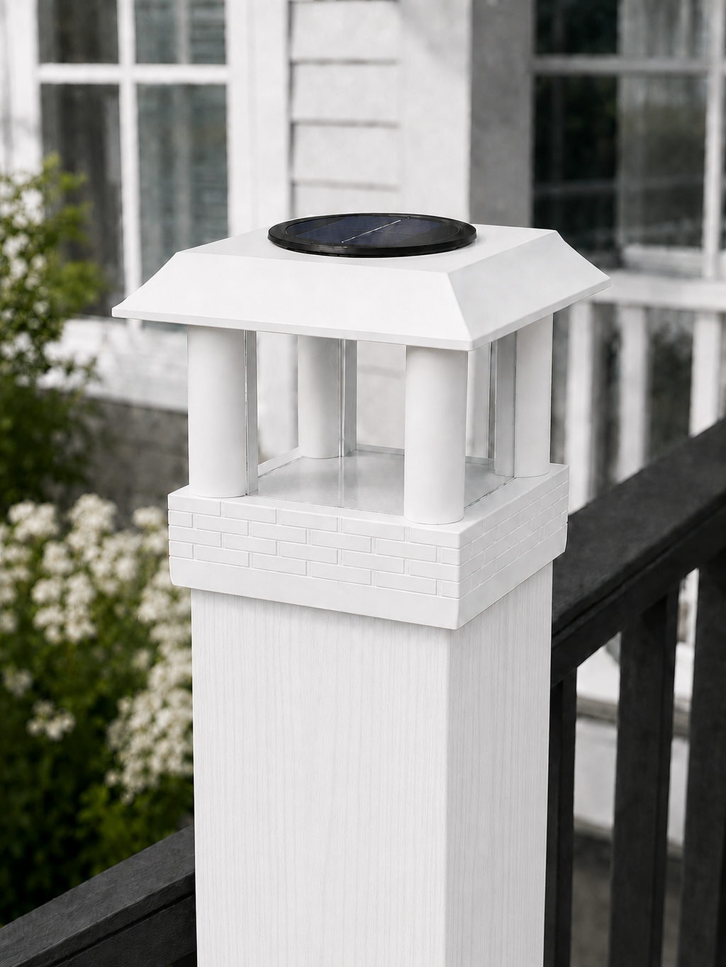Round Column 4.5-Inch Low-Profile Roof Solar Post Cap Light – White