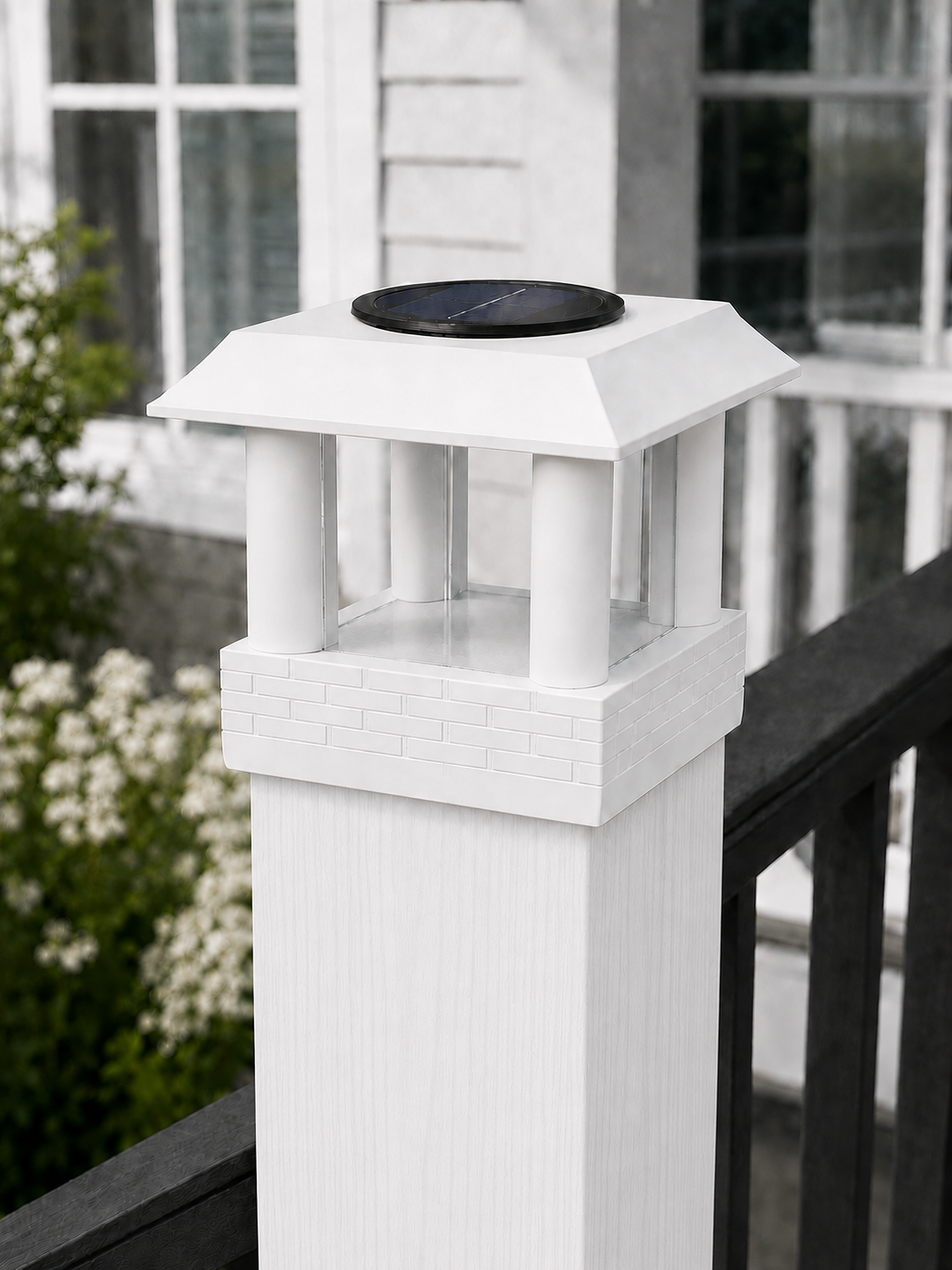 Round Column 4.5-Inch Low-Profile Roof Solar Post Cap Light – White