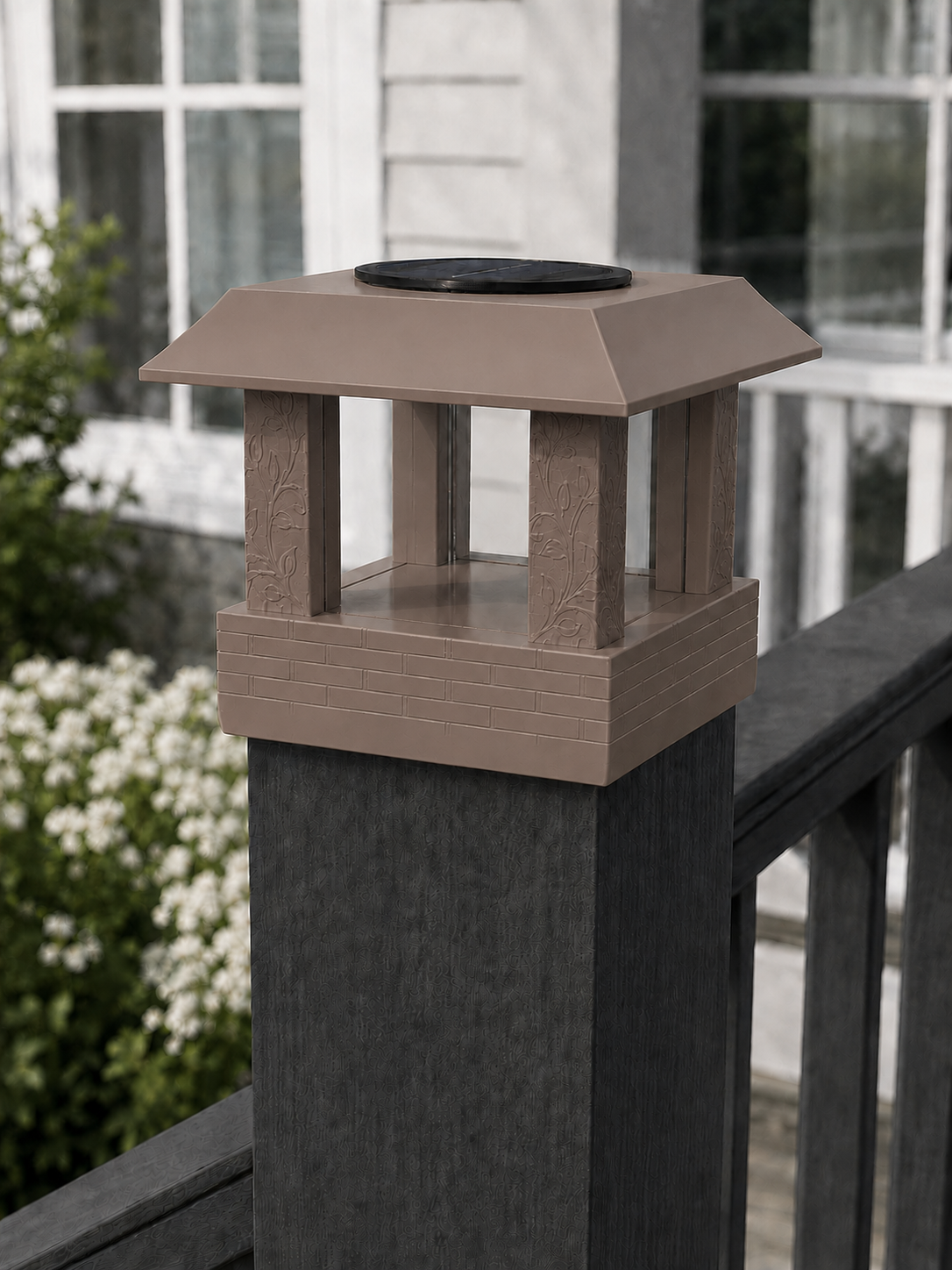 Square Leaf 4.5-Inch Low-Profile Roof Solar Post Cap Light – Olive Brown