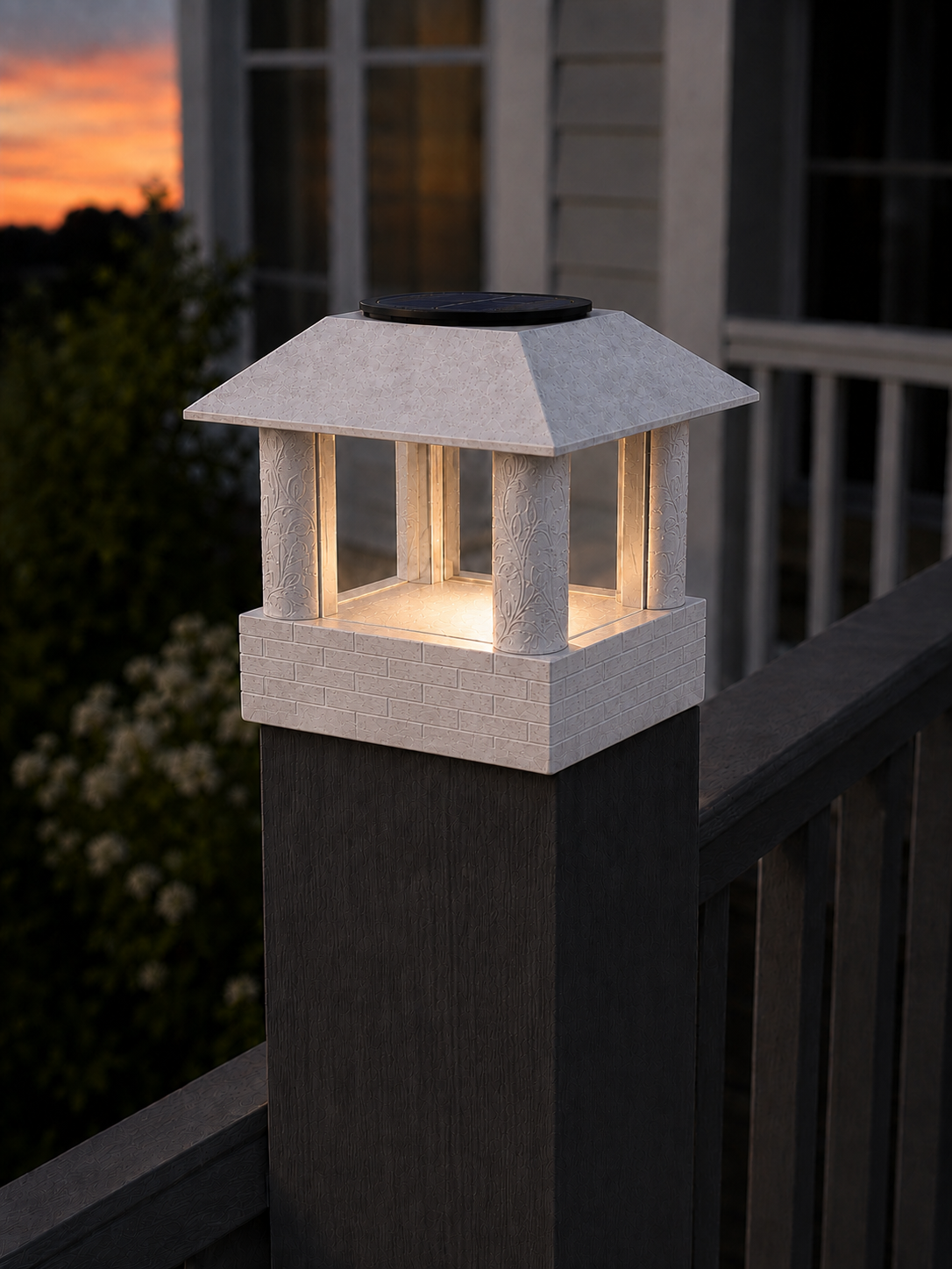 Round Leaf Column 4.5-Inch High-Profile Roof Solar Post Cap Light – Marble