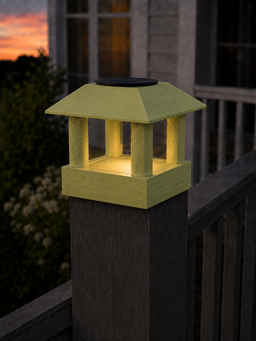 Round Leaf Column 4.5-Inch High-Profile Roof Solar Post Cap Light – Natural Green
