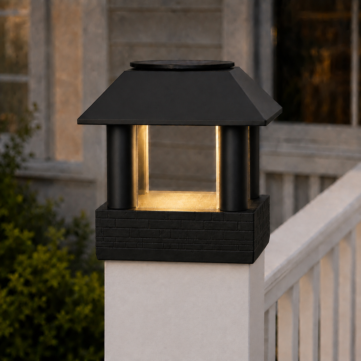 Round Smooth Column 4.5-Inch High-Profile Roof Solar Post Cap Light – Black