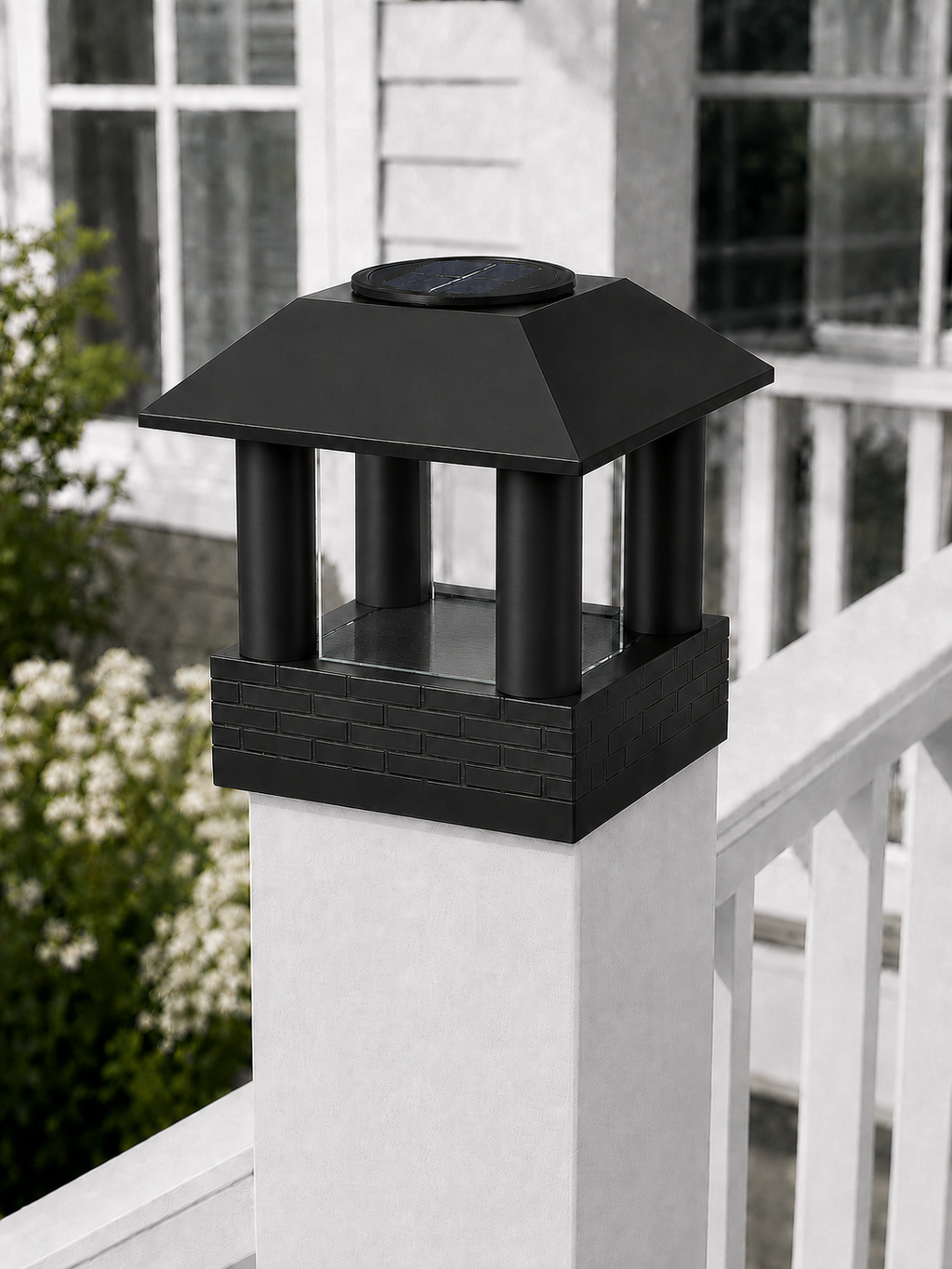 Round Smooth Column 4.5-Inch High-Profile Roof Solar Post Cap Light – Black