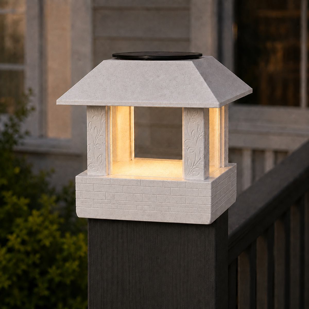 Square Leaf 4.5-Inch High-Profile Roof Solar Post Cap Light – Marble
