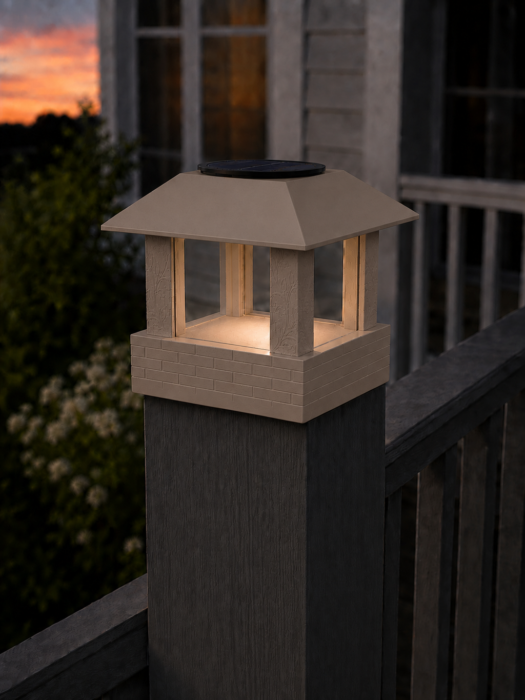 Square Leaf 4.5-Inch High-Profile Roof Solar Post Cap Light – Olive Brown