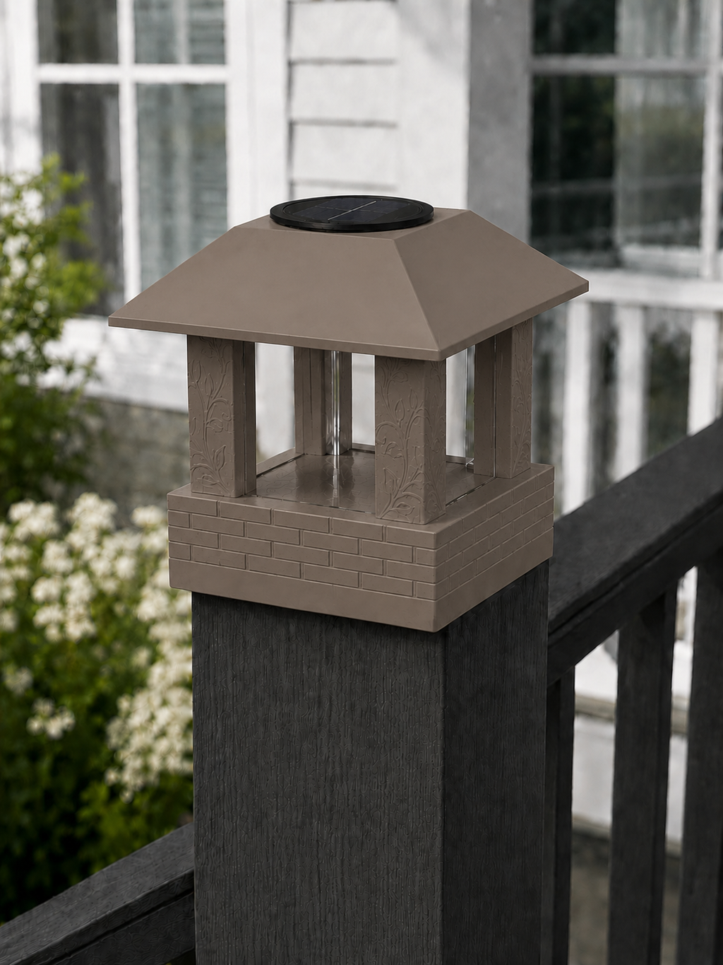 Square Leaf 4.5-Inch High-Profile Roof Solar Post Cap Light – Olive Brown