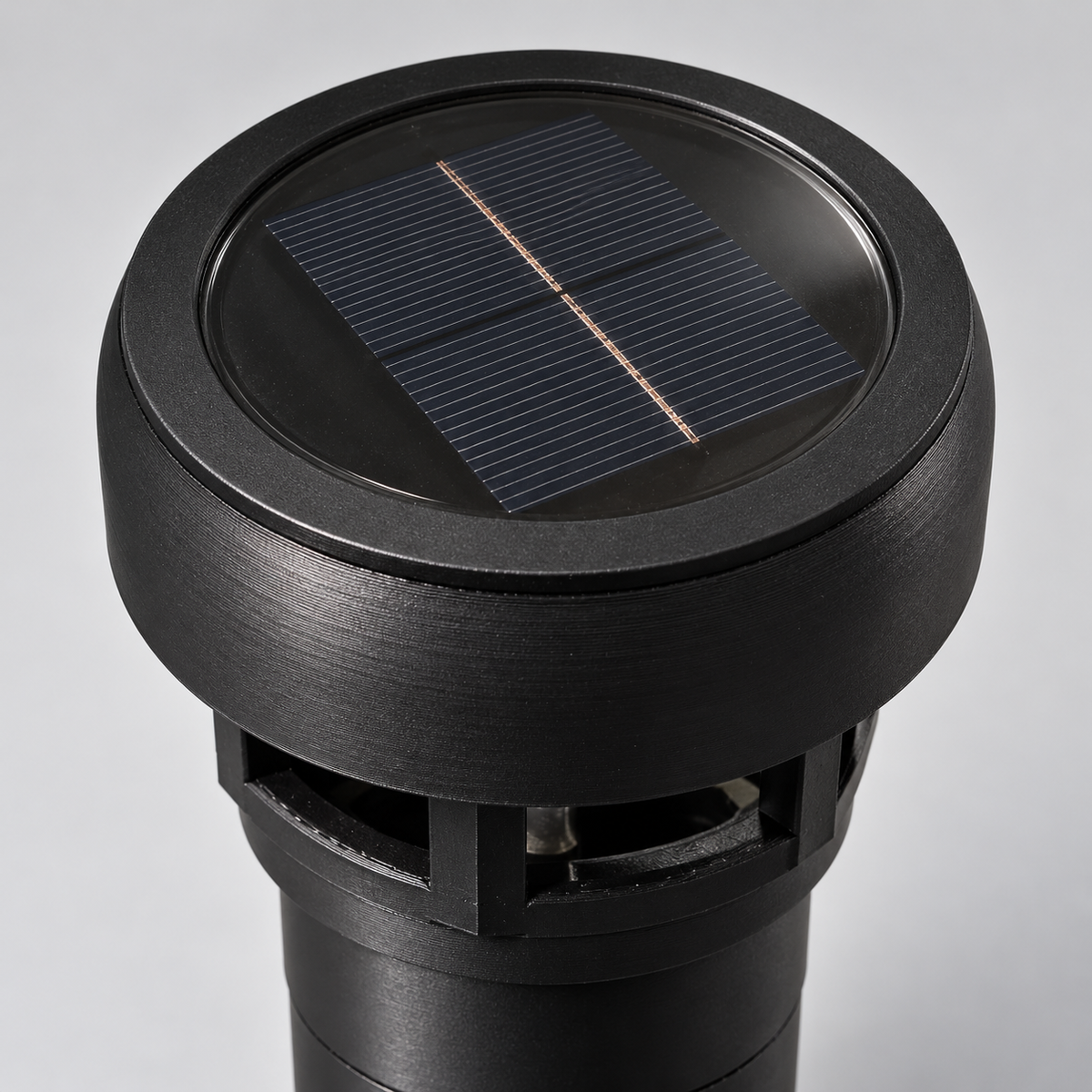 Decorative Solar LED Landscape Light with 3-Inch Riser – Black