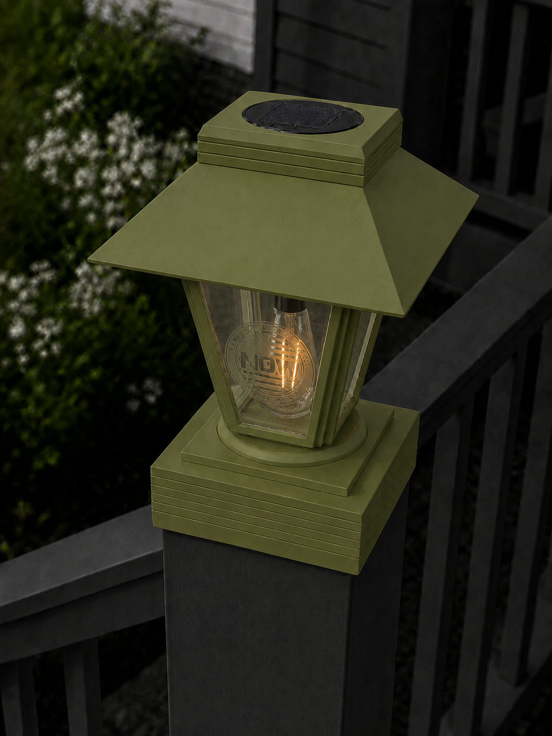 Lantern Engraved Glass 4-Inch Edison Bulb 4.5-Inch Solar Post Cap Light – Natural Green