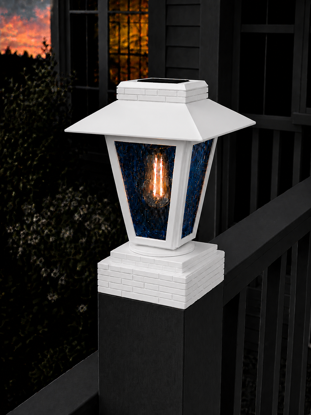 Lantern with Blue Glass 4-Inch Edison Bulb 4.5-Inch Solar Post Cap Light – White