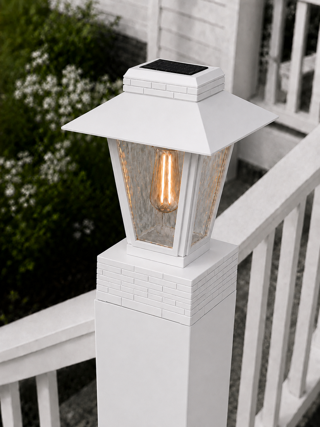 Lantern with Rippled Glass 4-Inch Edison Bulb 4.5-Inch Solar Post Cap Light – White