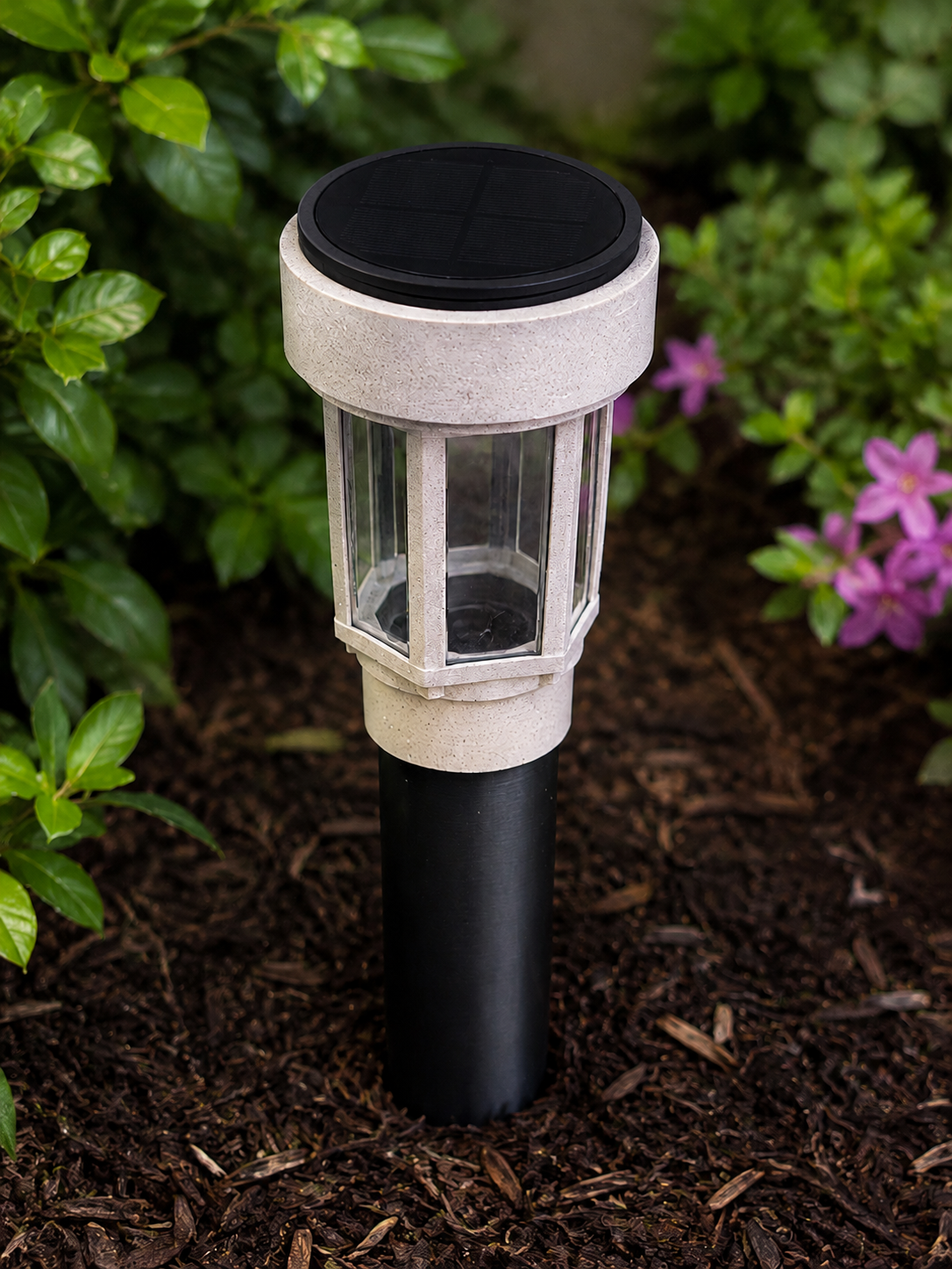 Decorative Clear Glass LED Solar Landscape Light with Riser – Marble
