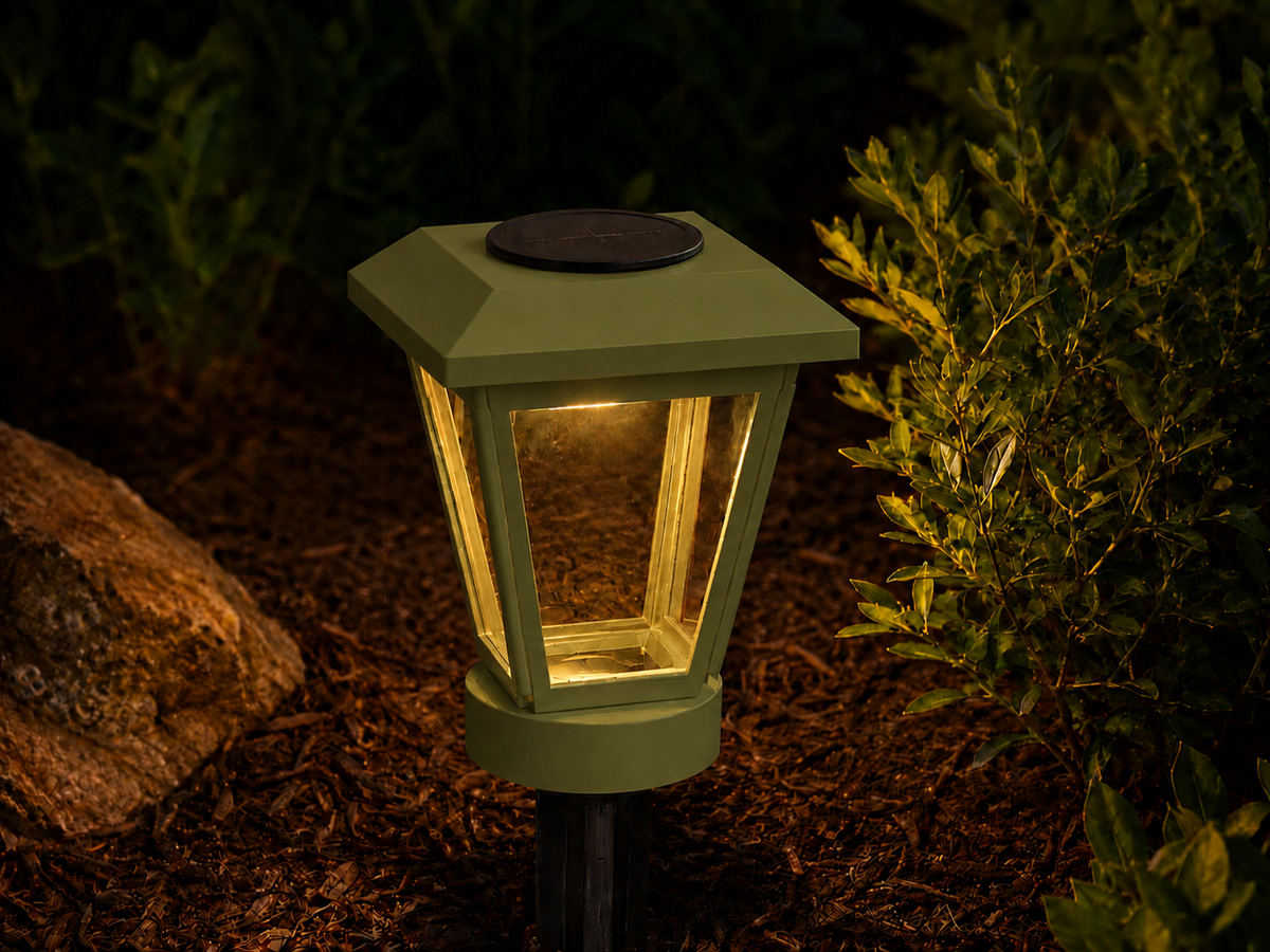 Lantern with Clear Glass LED Bulb Solar Landscape Light – Natural Green