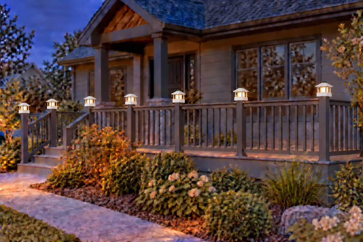Round Column 4.5-Inch Low-Profile Roof Solar Post Cap Light – White