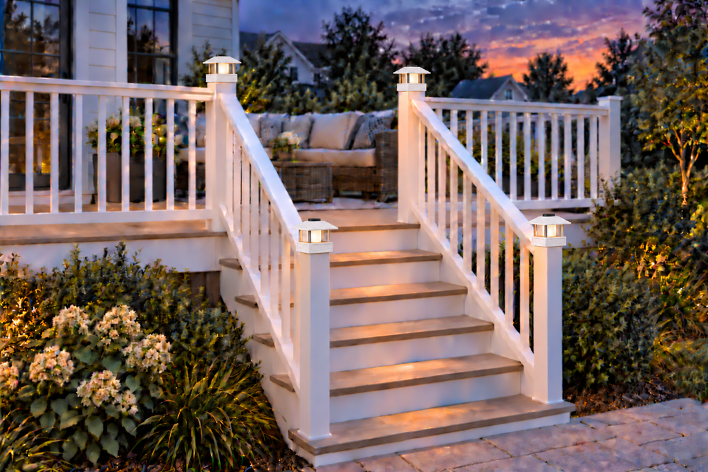 Round Column 4.5-Inch Low-Profile Roof Solar Post Cap Light – White