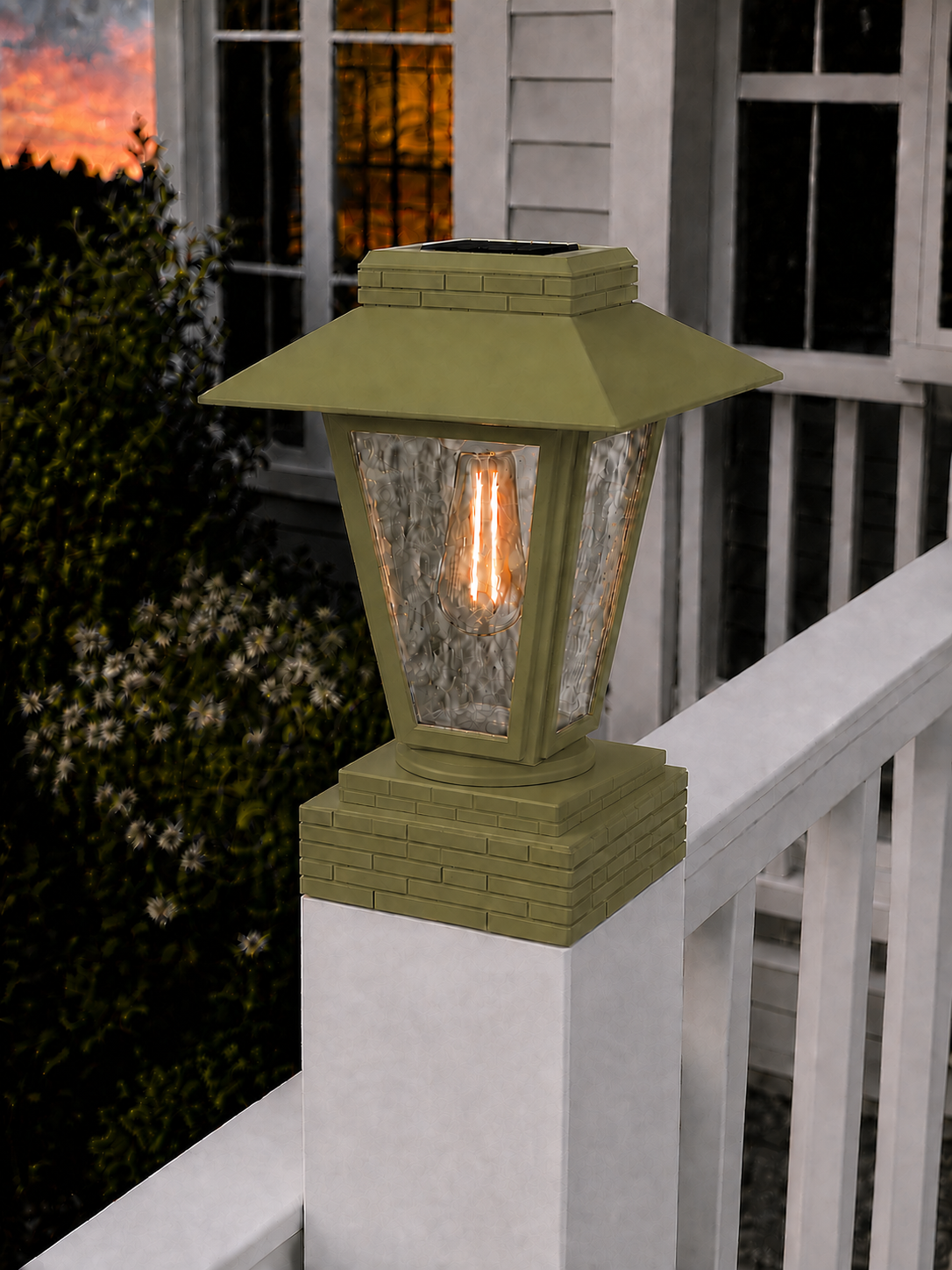 Lantern with Rippled Glass 4-Inch Edison Bulb 4.5-Inch Solar Post Cap Light – Natural Green