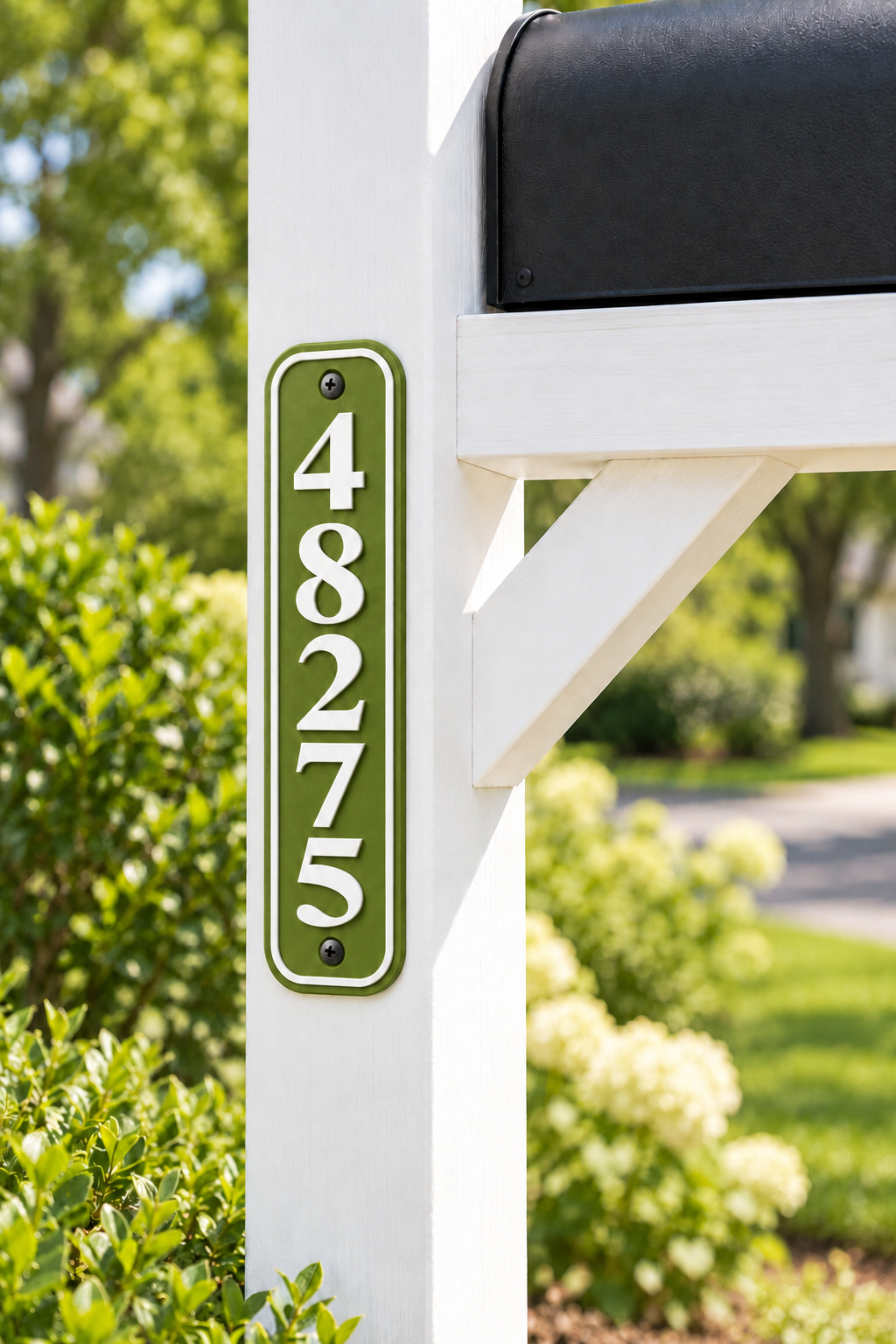 HSvertical-gw personalized rounded vertical house and mailbox number sign in green / white, sample number 48275, mailbox post view