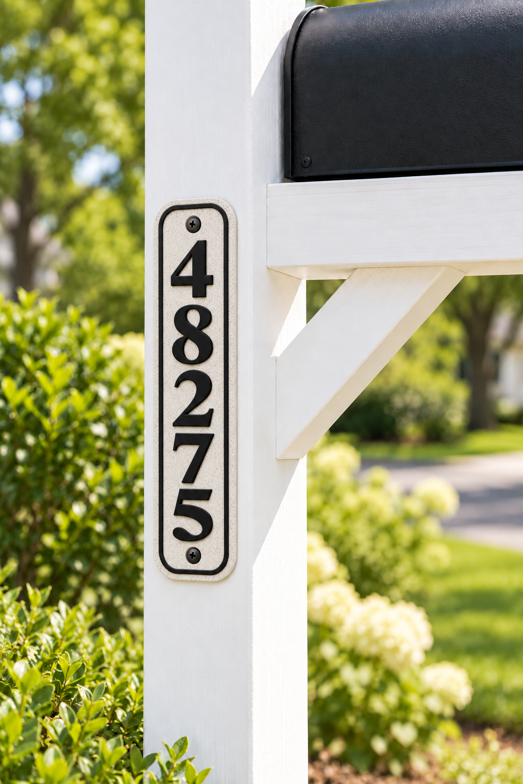 HSvertical-mb personalized rounded vertical house and mailbox number sign in marble / black, sample number 48275, mailbox post view