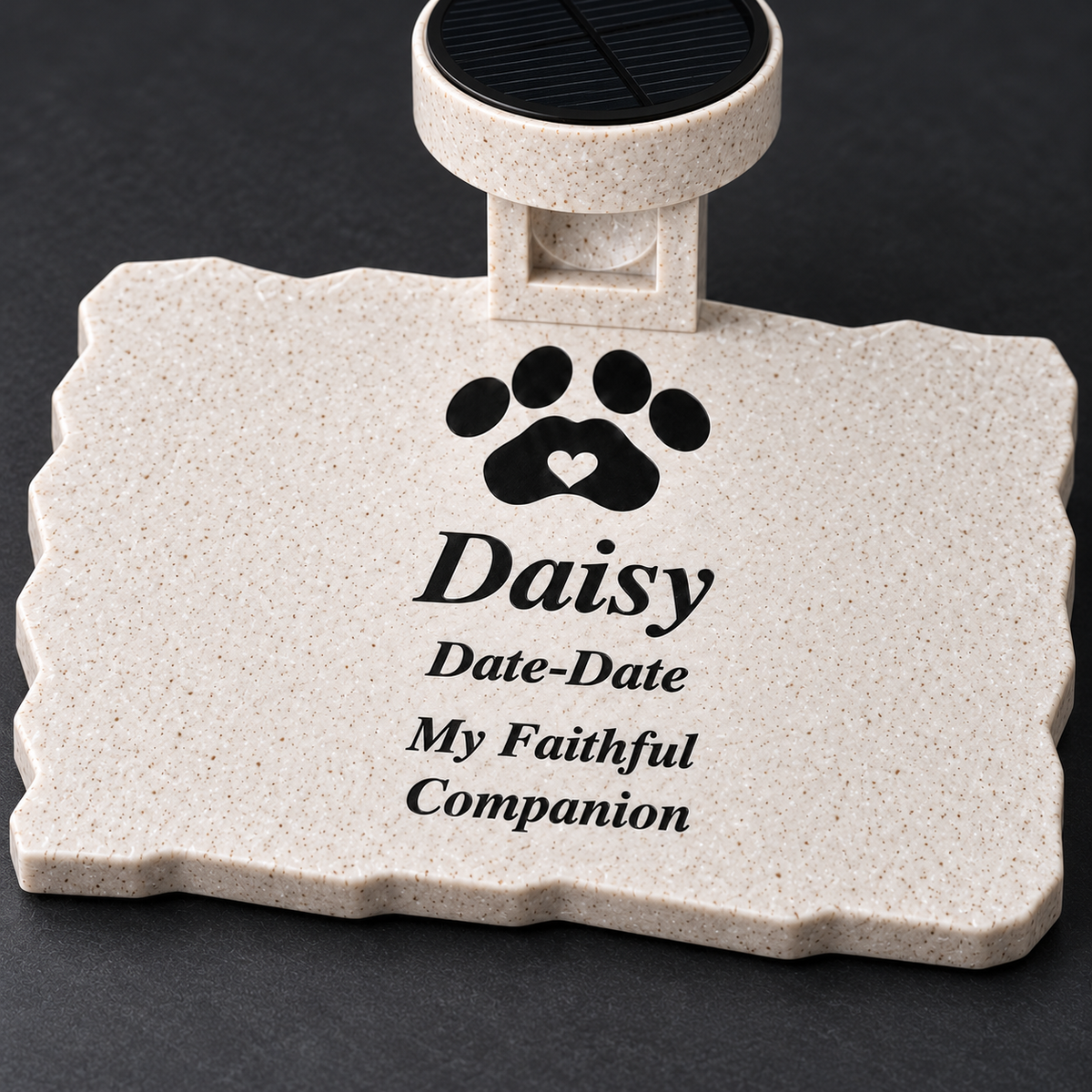 Close-up of the smooth marble-look finish, black Daisy lettering, and paw with heart detail